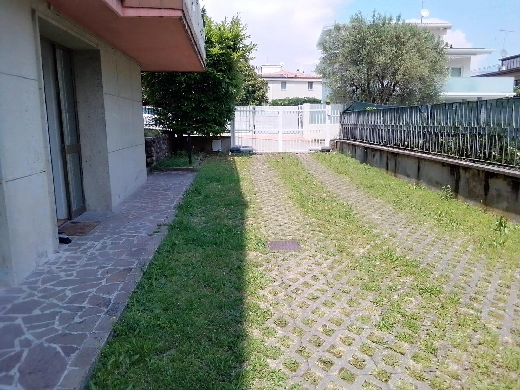 Holiday Apartaments Desenzano del Garda Eksteriør billede